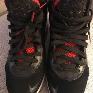 Rare Nike Lebron 8. Black Red & White / No Box. / Great Condition. Size 8.5 Mens